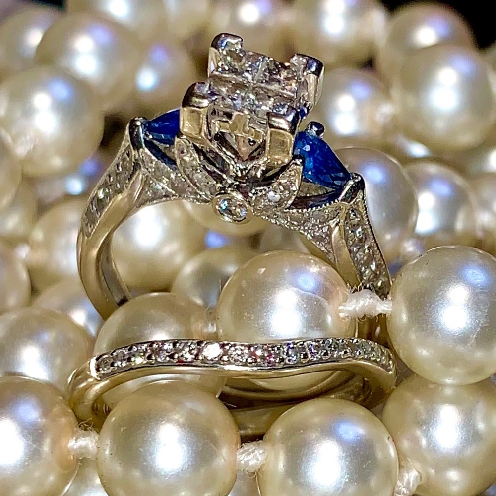 Size 6 Bridal Set. Diamond, Sapphire, White Good.